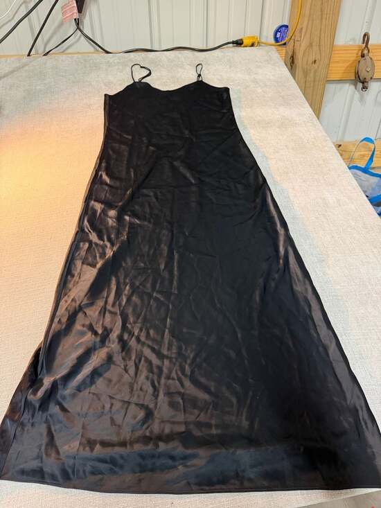 Polo Ralph Lauren Dresses & Skirts - Polo Ralph Lauren Women's Black Satin Midi Slip Dress Size 10
